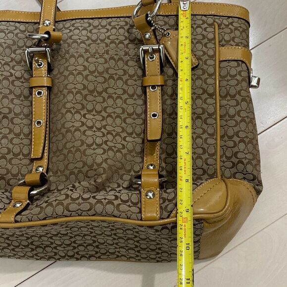 Coach Women's Signature Gallery Pattern & Leather Tote Shoulder Bag Tan Medium - Picture 4 of 6